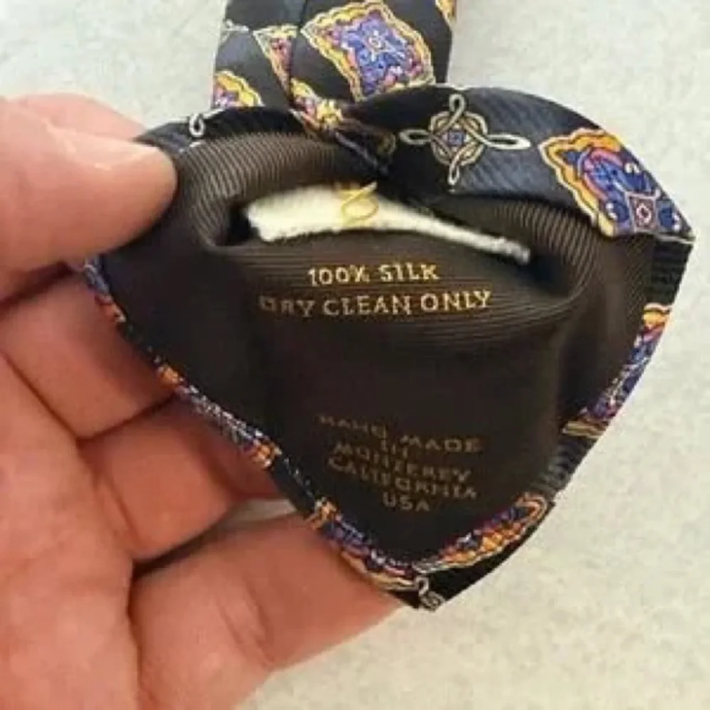 Black Silk Geometric Purple Medallion Men's Tie